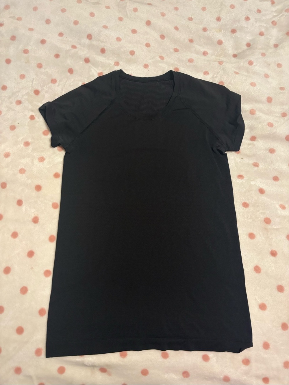 Lululemon WoMen's Black Short Sleeve Crewneck Performance Tee